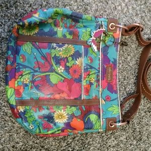 SakRoots Floral Purse Like New Cross Body Bag